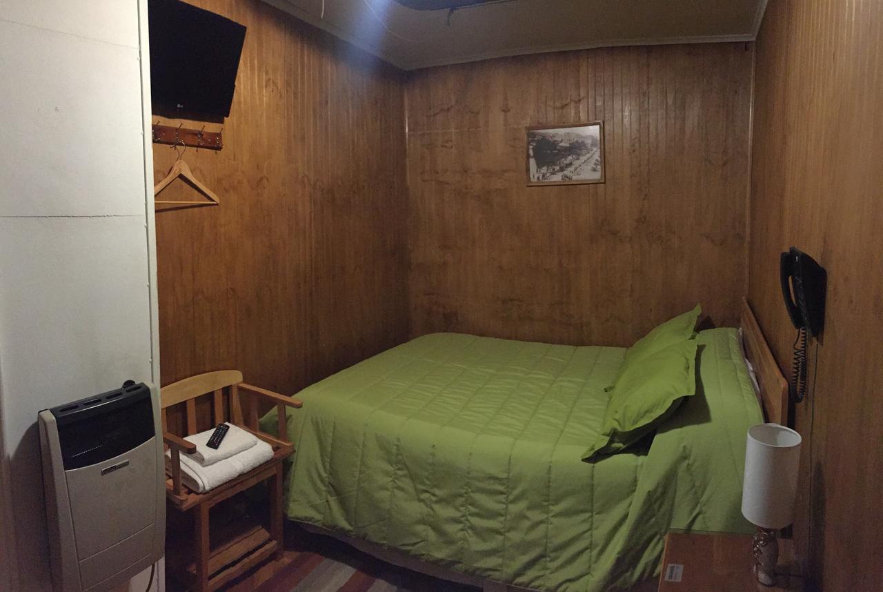 Hostal Chalet Las Violetas بونتا أريناس المظهر الخارجي الصورة