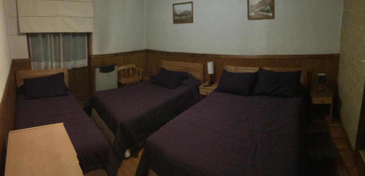 Hostal Chalet Las Violetas بونتا أريناس المظهر الخارجي الصورة