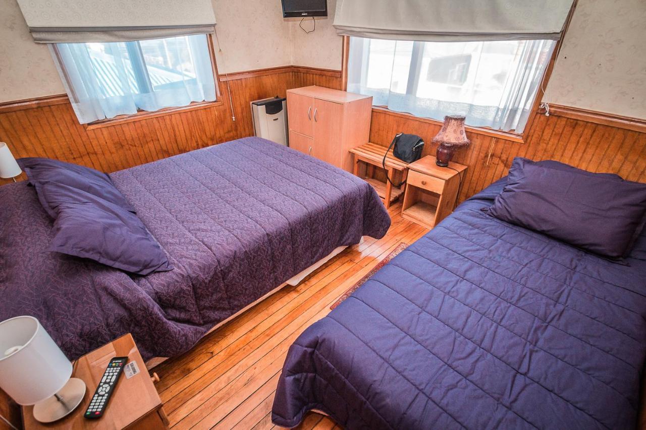 Hostal Chalet Las Violetas بونتا أريناس المظهر الخارجي الصورة
